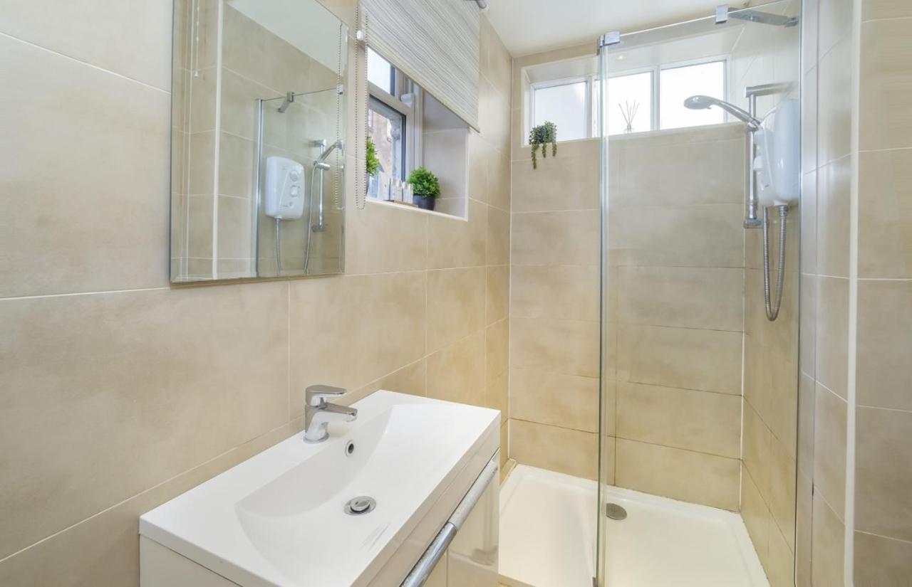The Beehive Studio Apartamento *